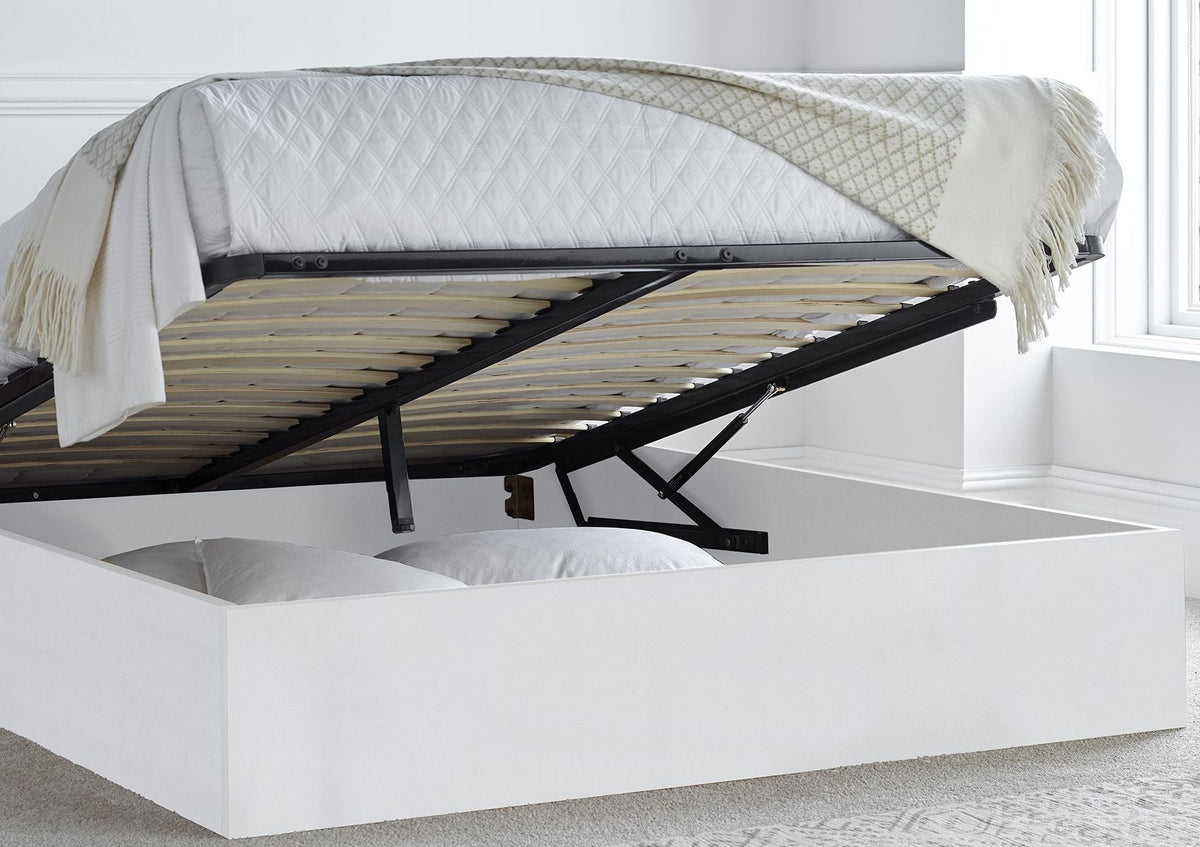 Molle Vit Sängstomme med förvaringsottomane