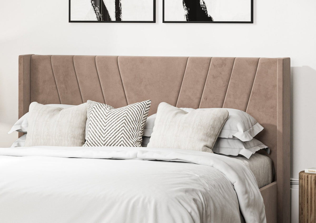 Bliss Med vingar Classic Hugo Linen Klädd Sängstomme med ottomane