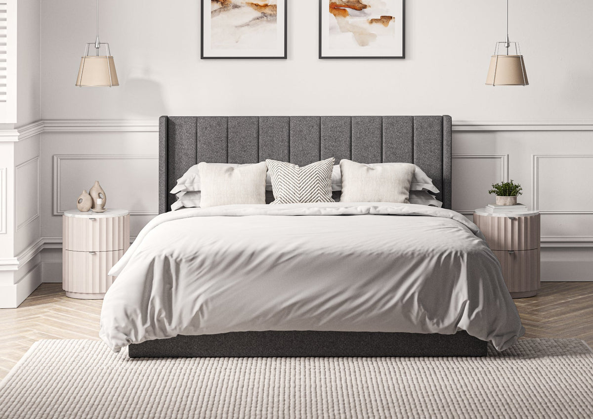 Harmony Med vingar Classic Arran Pebble Klädd Sängstomme med ottomane