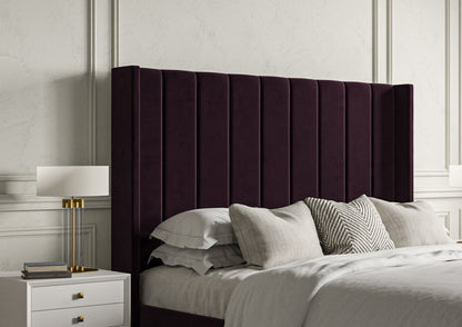 Opulence Med vingar Grand Hugo Aubergine Klädd Sängstomme med ottomane
