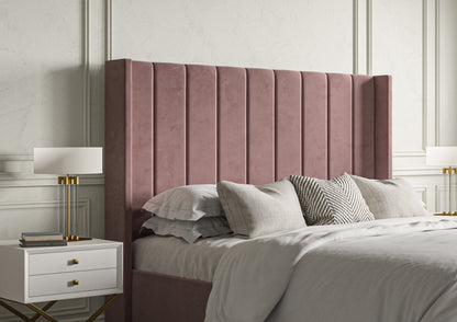 Opulence Med vingar Grand Hugo Heather Klädd Sängstomme med ottomane