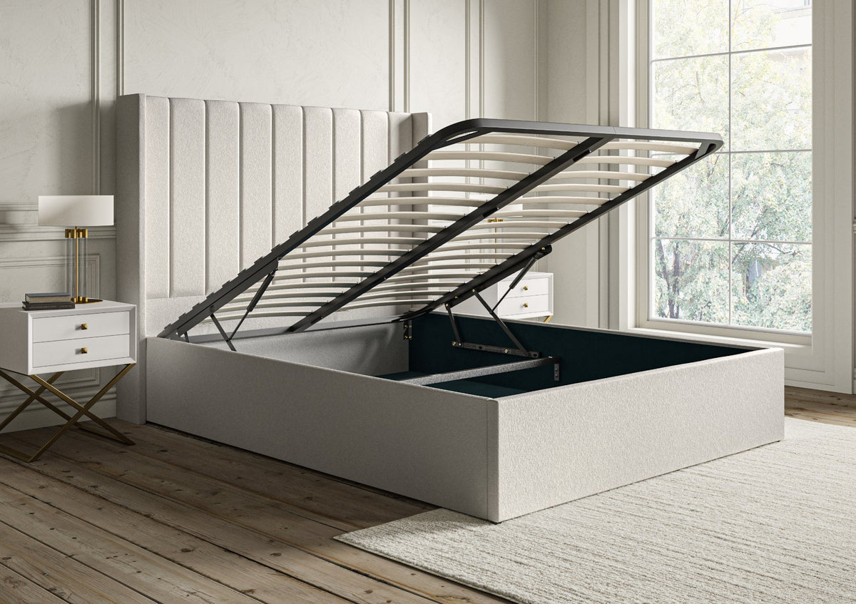Opulence Med vingar Grand Arran Natural Klädd Sängstomme med ottomane