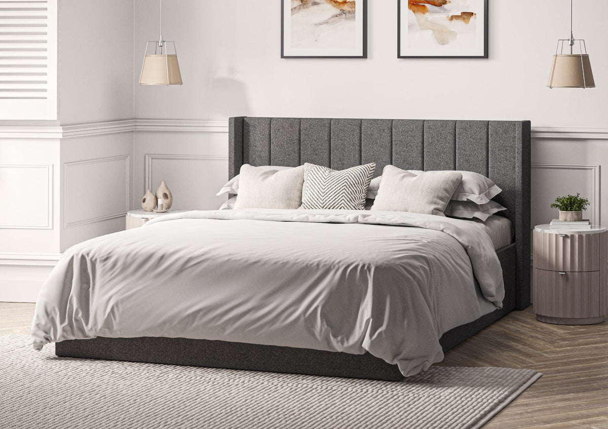 Harmony Med vingar Classic Arran Pebble Klädd Sängstomme med ottomane