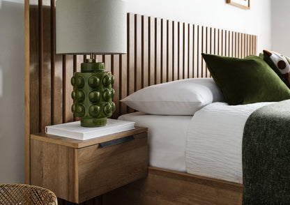 Molle Rivera Ekfinish Hotel Sängstomme med ottomane