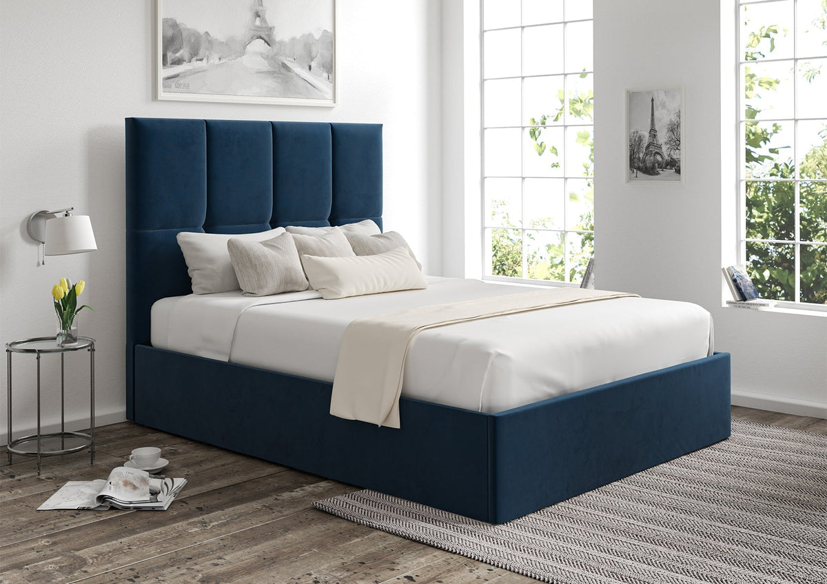 Turin Klädd Sängstomme med ottomane